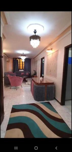شقة فاخرة مقابل جامعة المنصورة